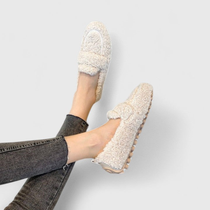 Solenne™ | Varme teddy-hjemmesko